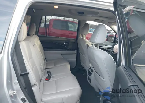 2019 Honda Pilot Touring z USA, uszkodzony, nr VIN 5FNYF5H92KB025374